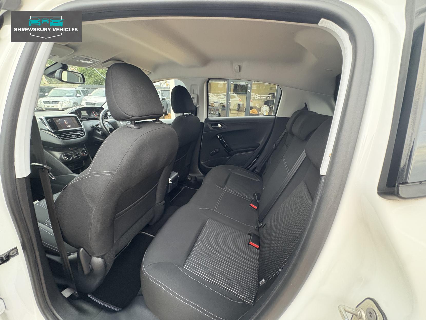 Peugeot 208 1.2 PureTech Allure Hatchback 5dr Petrol ETG Euro 6 (s/s) (82 ps)