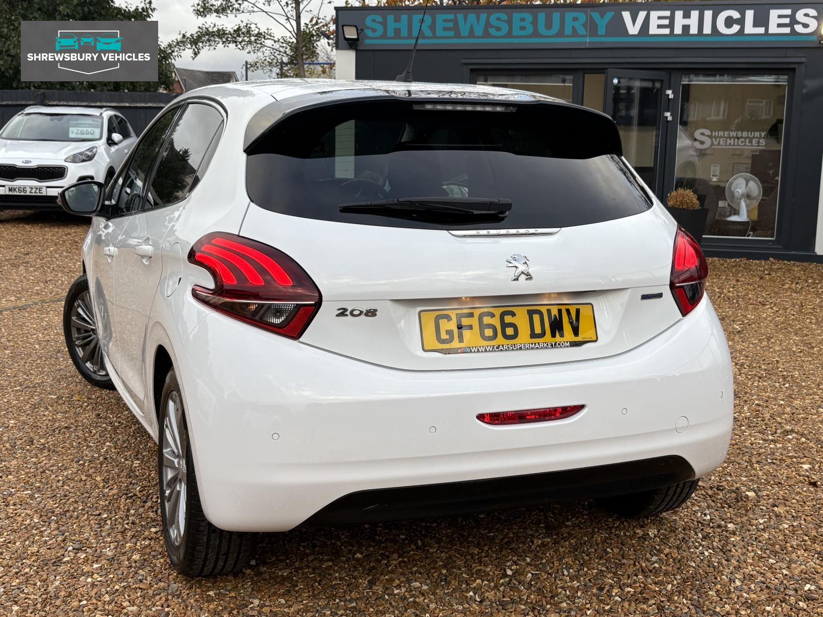 Peugeot 208 1.2 PureTech Allure Hatchback 5dr Petrol ETG Euro 6 (s/s) (82 ps)