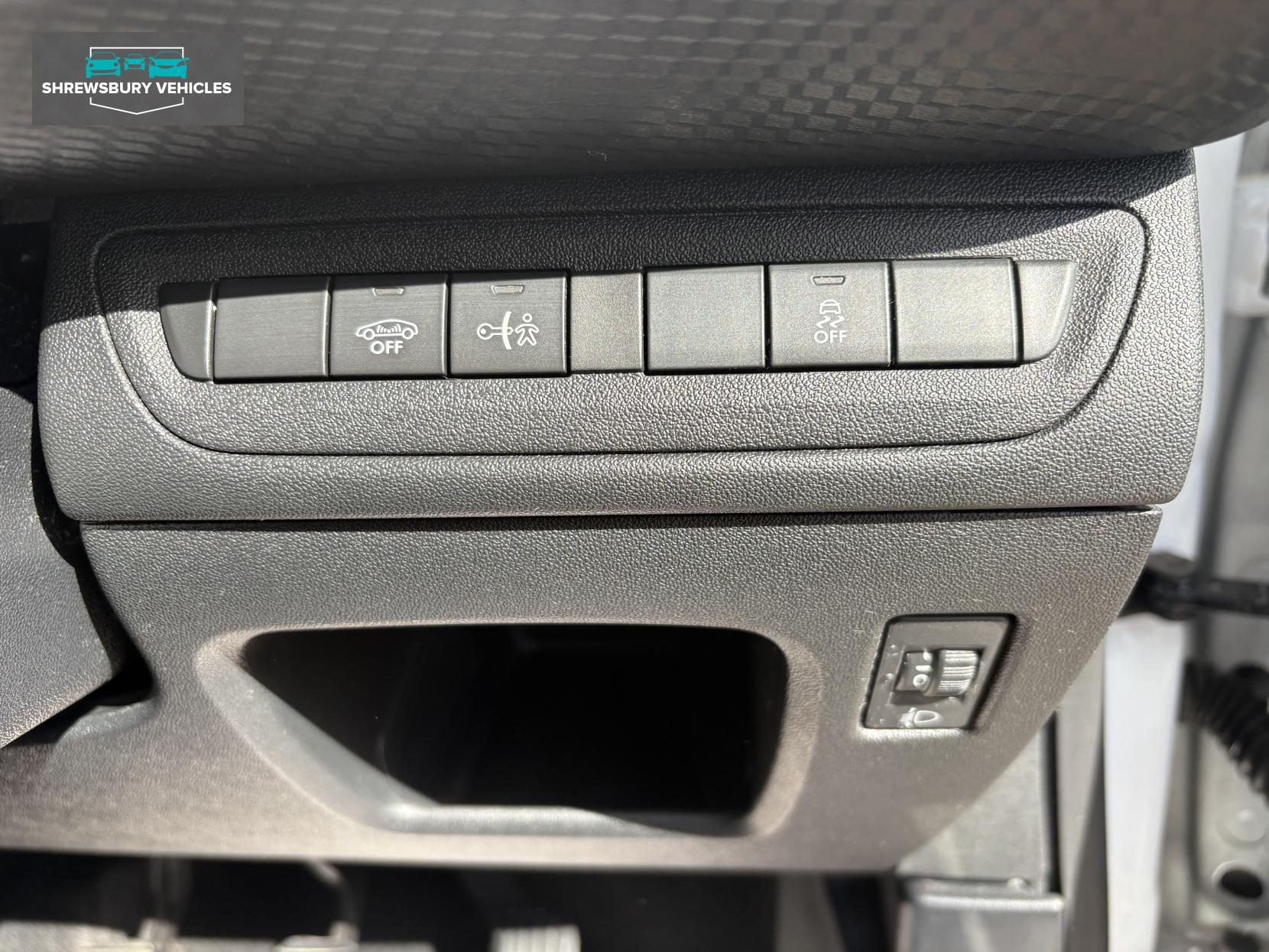 Peugeot 2008 1.2 PureTech Active SUV 5dr Petrol Manual Euro 6 (82 ps)