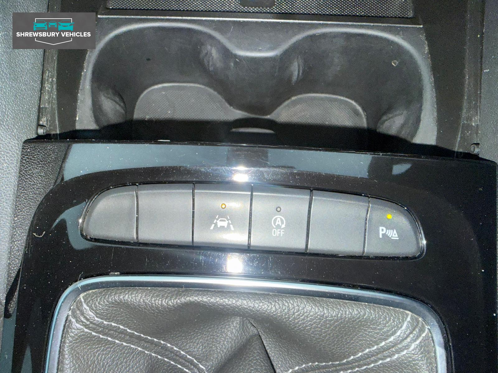 Vauxhall Insignia 2.0 Turbo D BlueInjection SRi VX Line Nav Grand Sport 5dr Diesel Manual Euro 6 (s/s) (170 ps)