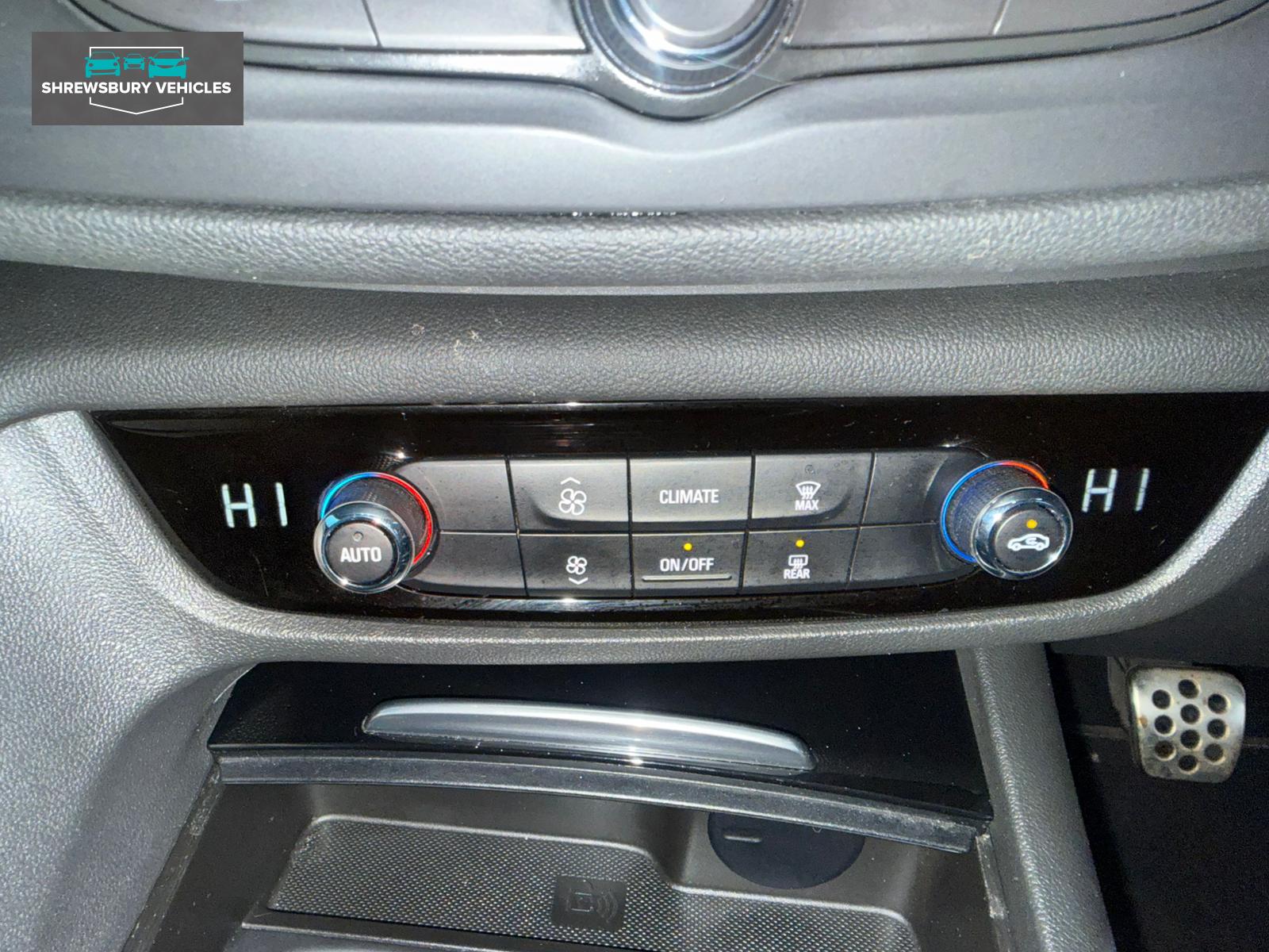 Vauxhall Insignia 2.0 Turbo D BlueInjection SRi VX Line Nav Grand Sport 5dr Diesel Manual Euro 6 (s/s) (170 ps)