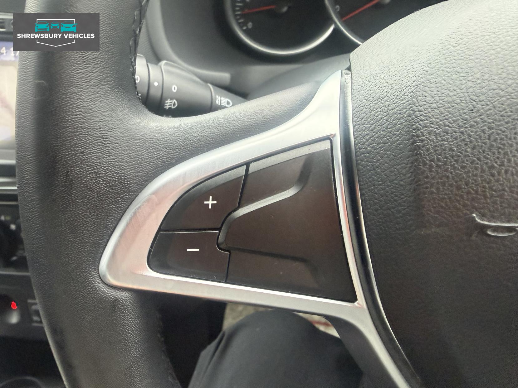 Dacia Logan MCV 0.9 TCe Laureate Estate 5dr Petrol Manual Euro 6 (s/s) (90 ps)