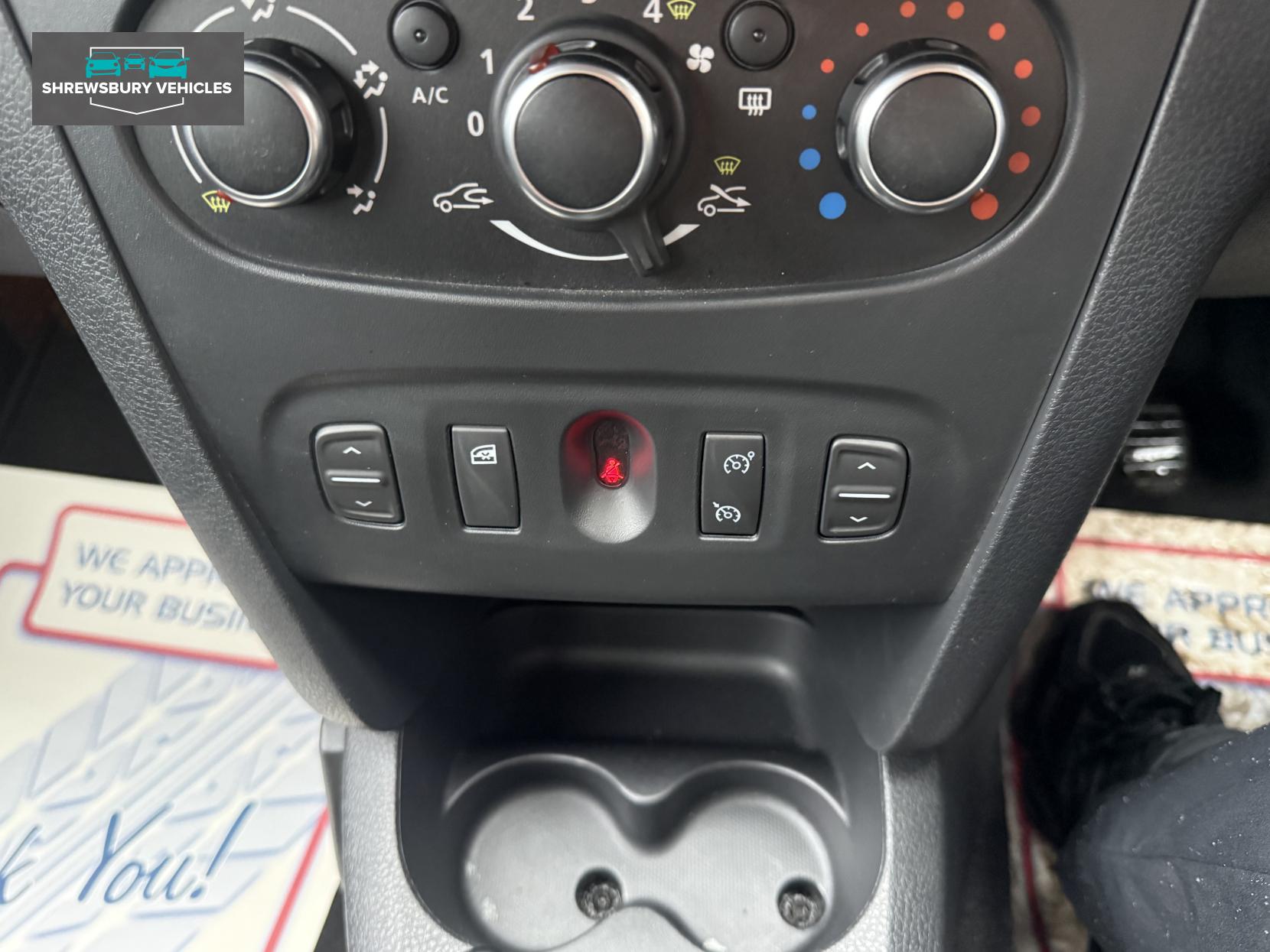 Dacia Logan MCV 0.9 TCe Laureate Estate 5dr Petrol Manual Euro 6 (s/s) (90 ps)