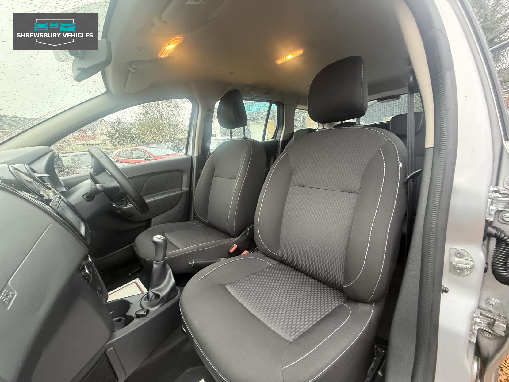 Dacia Logan MCV 0.9 TCe Laureate Estate 5dr Petrol Manual Euro 6 (s/s) (90 ps)