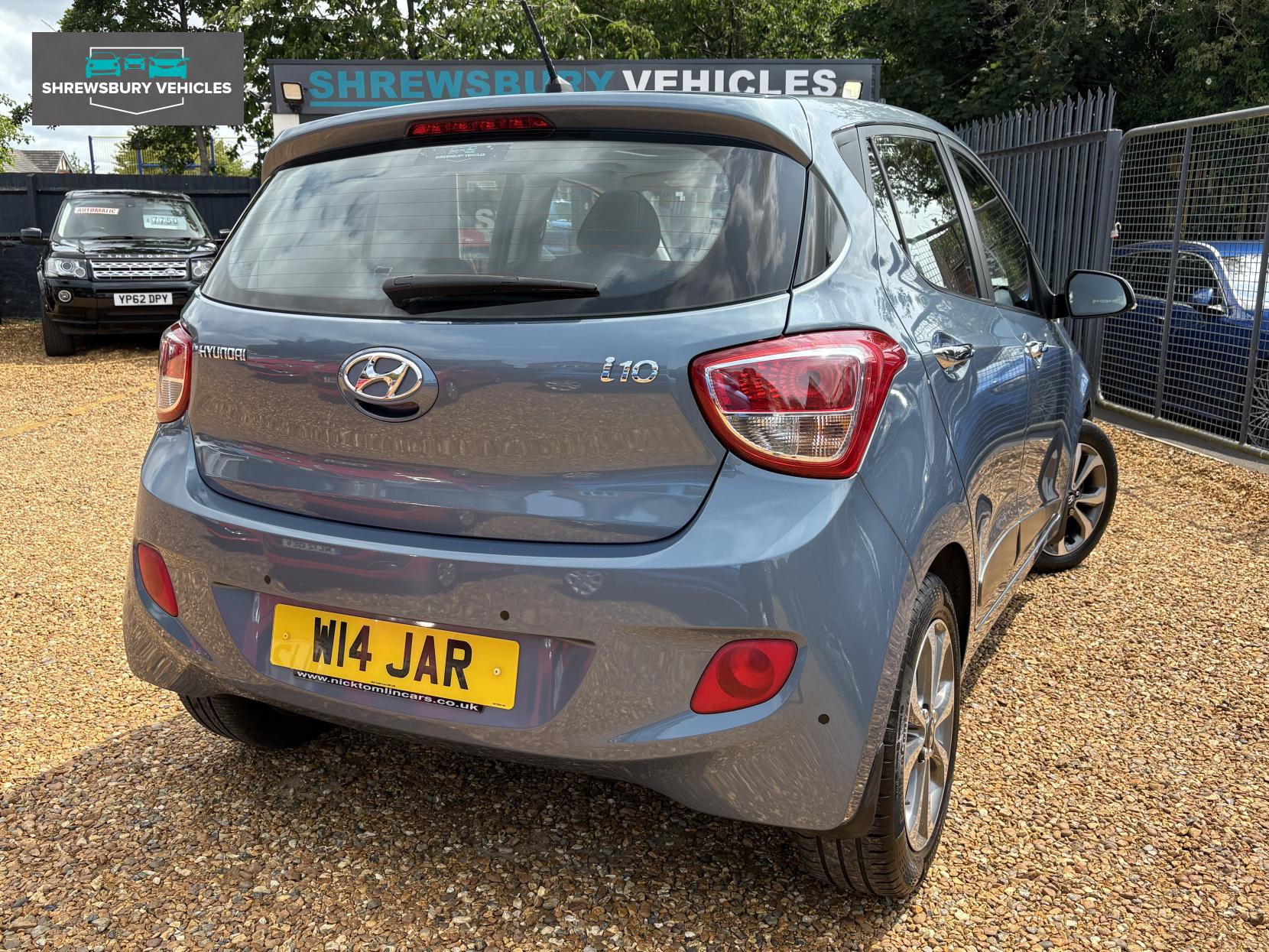 Hyundai i10 1.2 Premium SE Hatchback 5dr Petrol Auto Euro 6 (87 ps)