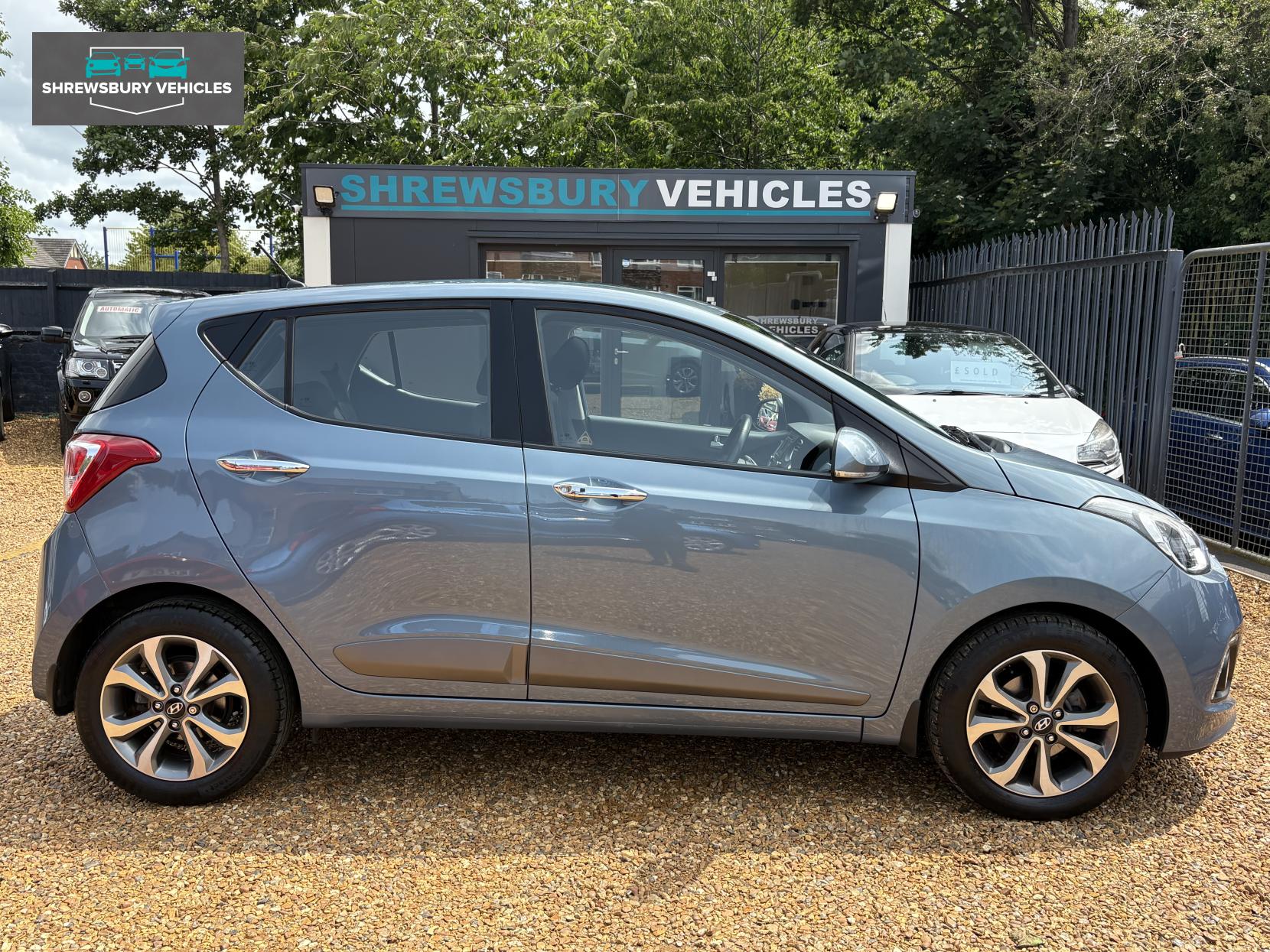 Hyundai i10 1.2 Premium SE Hatchback 5dr Petrol Auto Euro 6 (87 ps)