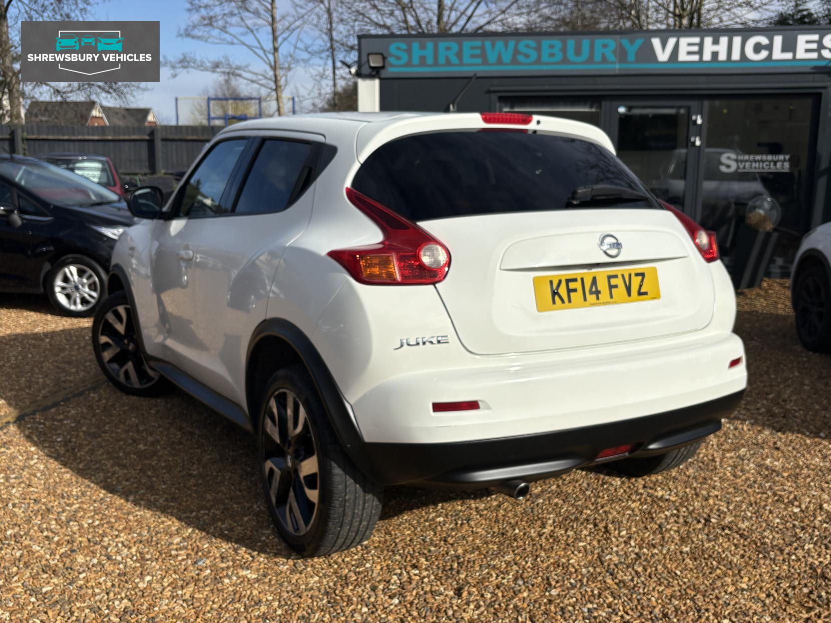 Nissan Juke 1.6 n-tec SUV 5dr Petrol Manual Euro 5 (17in Alloy) (117 ps)