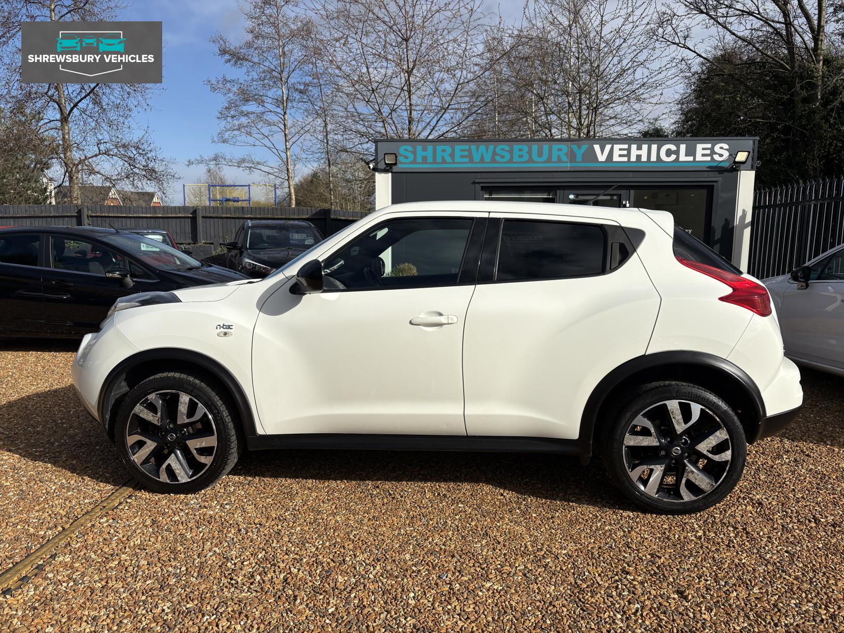 Nissan Juke 1.6 n-tec SUV 5dr Petrol Manual Euro 5 (17in Alloy) (117 ps)