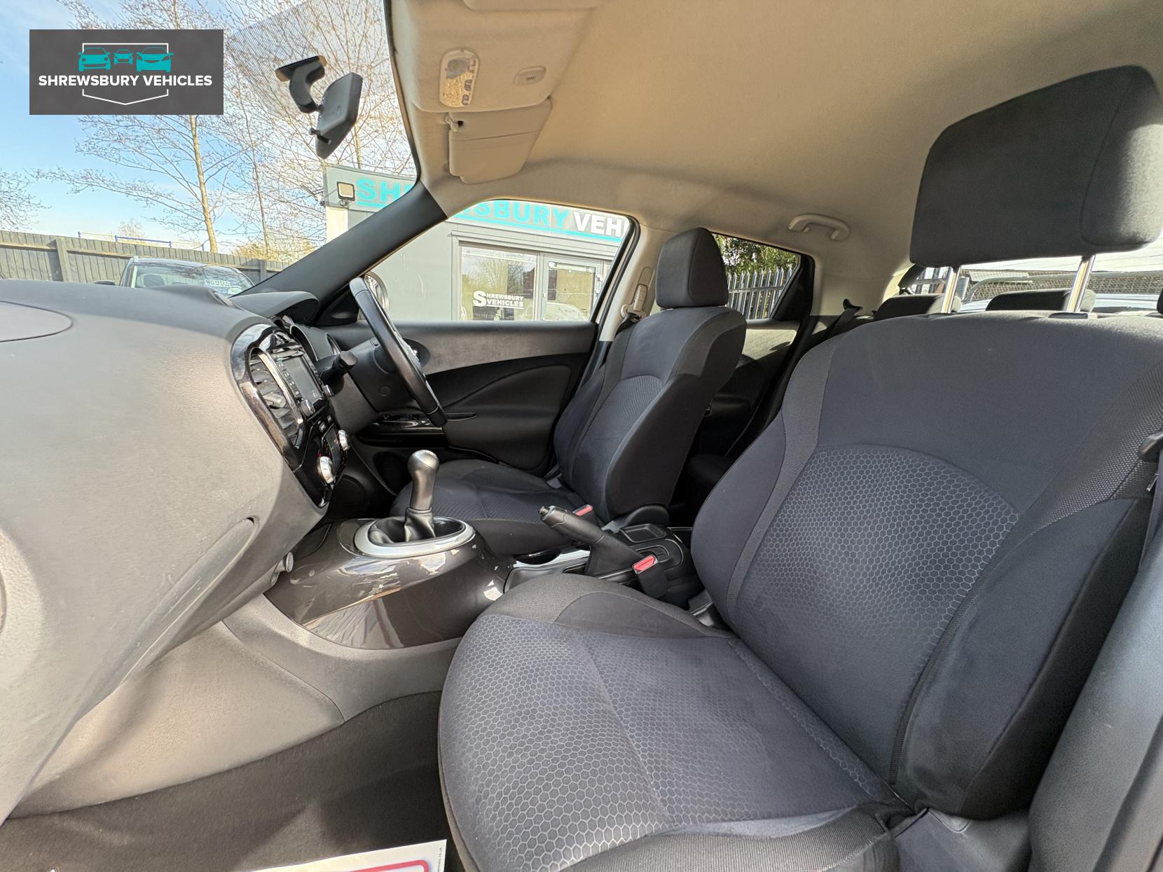 Nissan Juke 1.6 n-tec SUV 5dr Petrol Manual Euro 5 (17in Alloy) (117 ps)