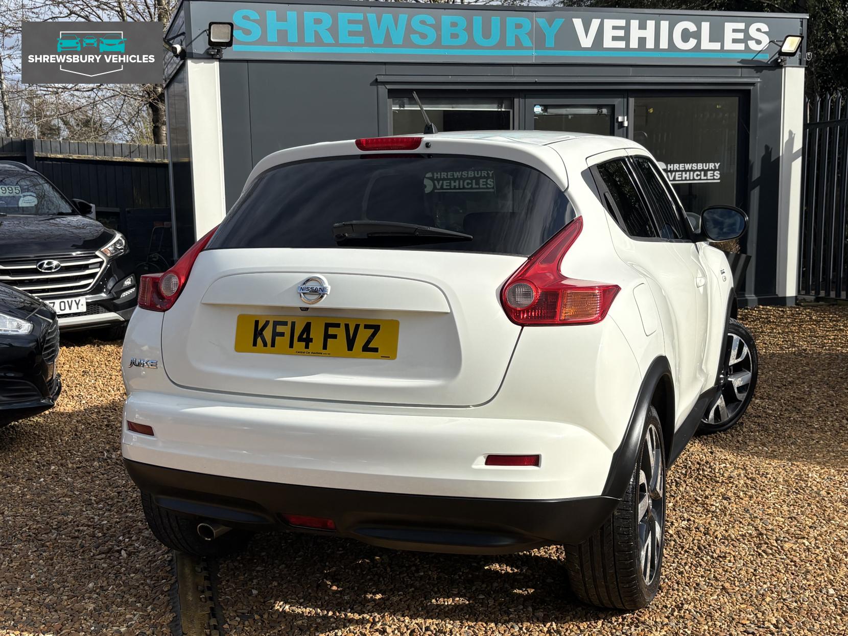 Nissan Juke 1.6 n-tec SUV 5dr Petrol Manual Euro 5 (17in Alloy) (117 ps)