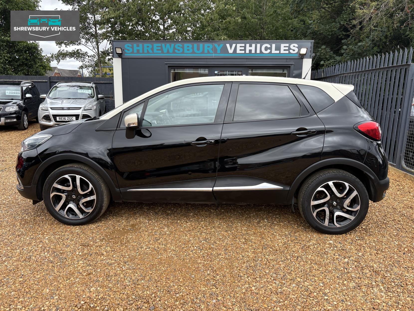 Renault Captur 1.5 dCi ENERGY Dynamique S MediaNav SUV 5dr Diesel Manual Euro 5 (s/s) (90 ps)