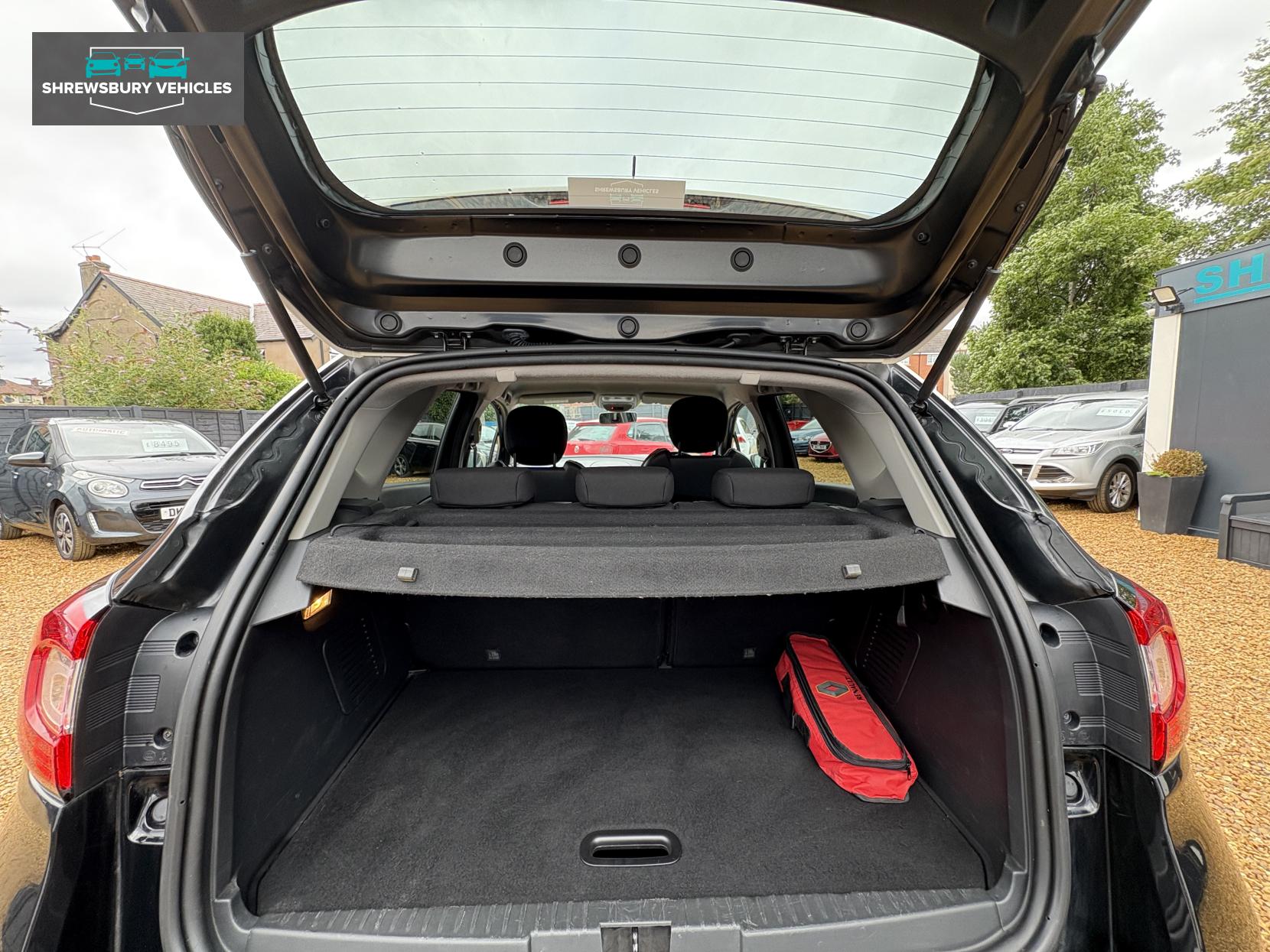 Renault Captur 1.5 dCi ENERGY Dynamique S MediaNav SUV 5dr Diesel Manual Euro 5 (s/s) (90 ps)