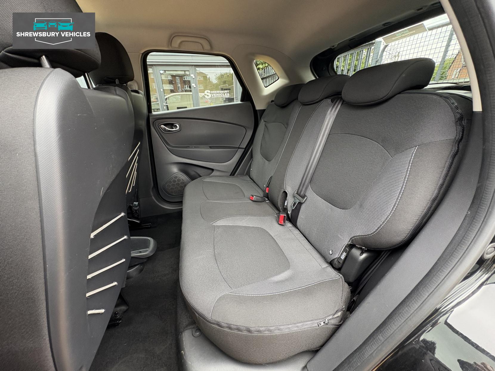 Renault Captur 1.5 dCi ENERGY Dynamique S MediaNav SUV 5dr Diesel Manual Euro 5 (s/s) (90 ps)