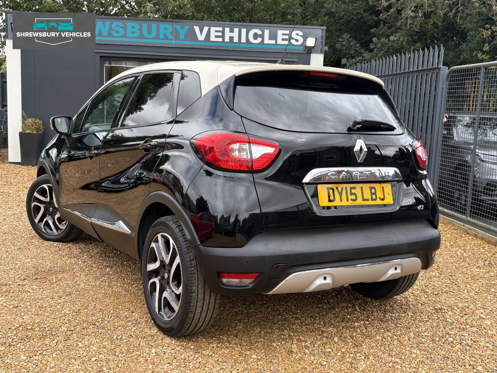 Renault Captur 1.5 dCi ENERGY Dynamique S MediaNav SUV 5dr Diesel Manual Euro 5 (s/s) (90 ps)