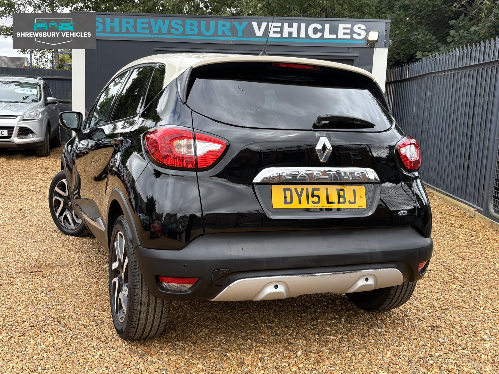 Renault Captur 1.5 dCi ENERGY Dynamique S MediaNav SUV 5dr Diesel Manual Euro 5 (s/s) (90 ps)