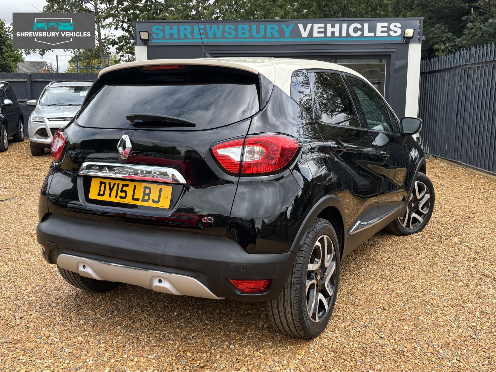 Renault Captur 1.5 dCi ENERGY Dynamique S MediaNav SUV 5dr Diesel Manual Euro 5 (s/s) (90 ps)