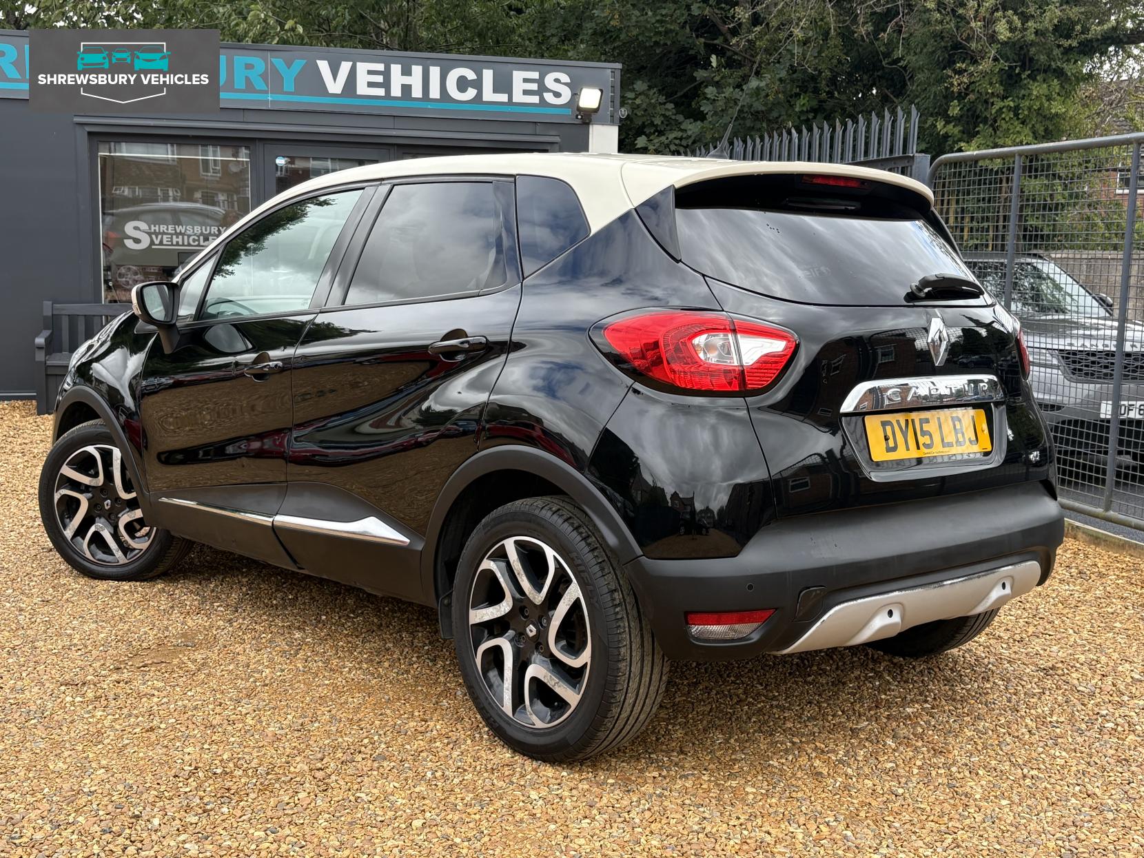 Renault Captur 1.5 dCi ENERGY Dynamique S MediaNav SUV 5dr Diesel Manual Euro 5 (s/s) (90 ps)