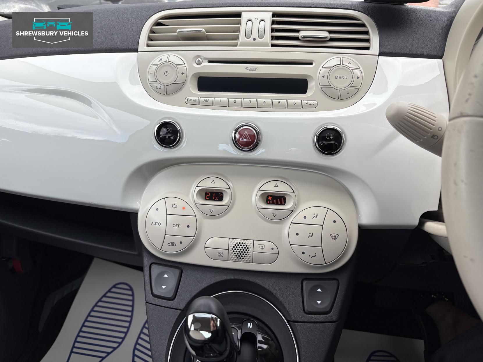 Fiat 500 0.9 TwinAir Lounge Hatchback 3dr Petrol Dualogic Euro 5 (s/s) (85 bhp)