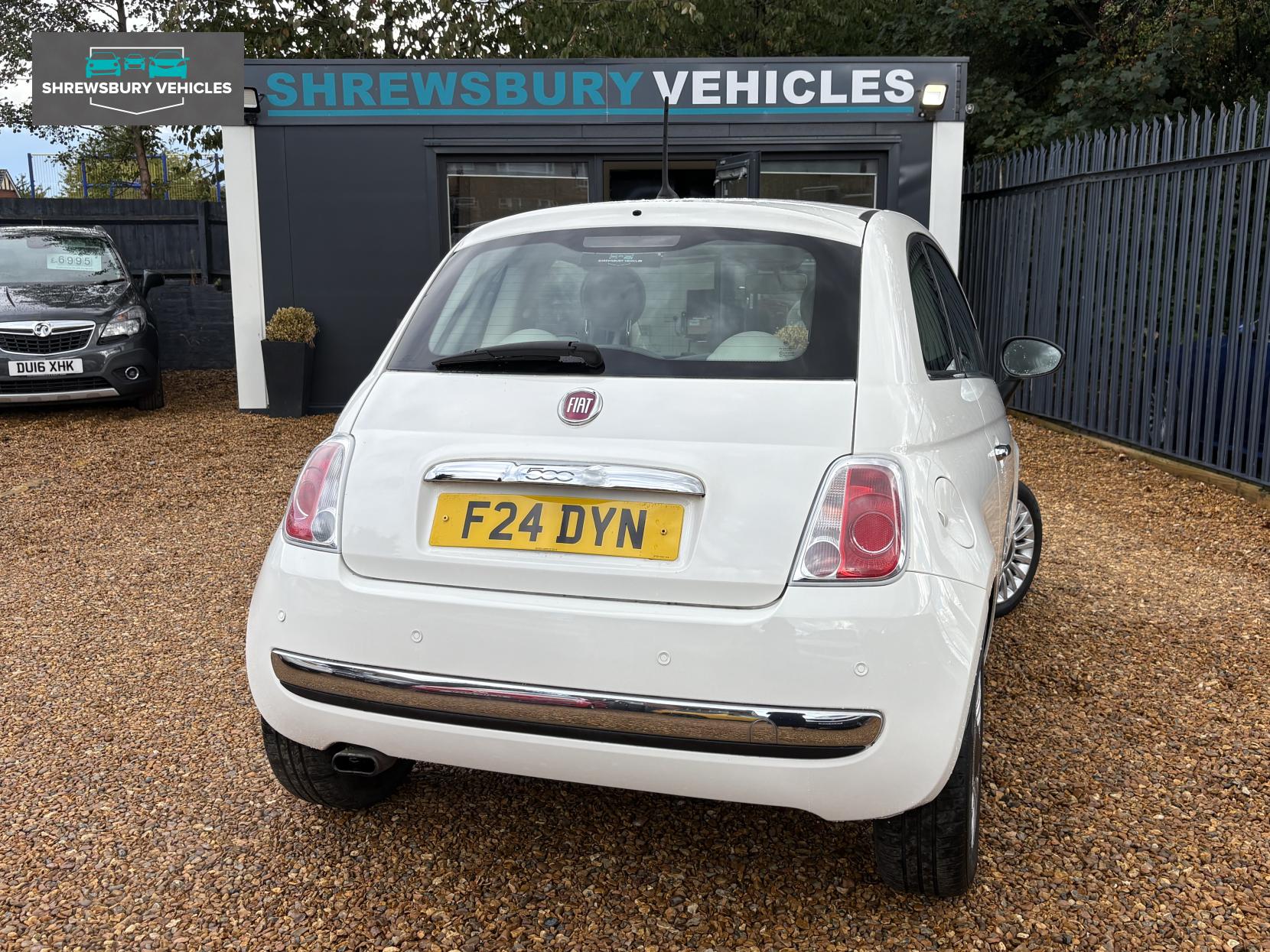 Fiat 500 0.9 TwinAir Lounge Hatchback 3dr Petrol Dualogic Euro 5 (s/s) (85 bhp)