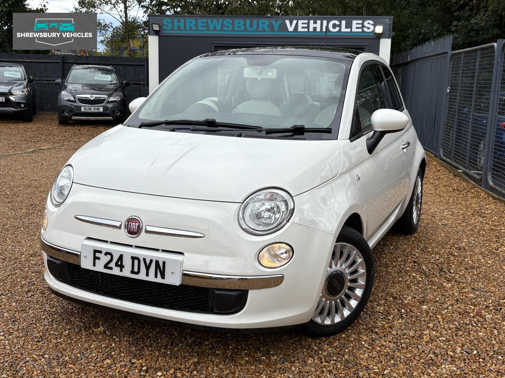 Fiat 500 0.9 TwinAir Lounge Hatchback 3dr Petrol Dualogic Euro 5 (s/s) (85 bhp)