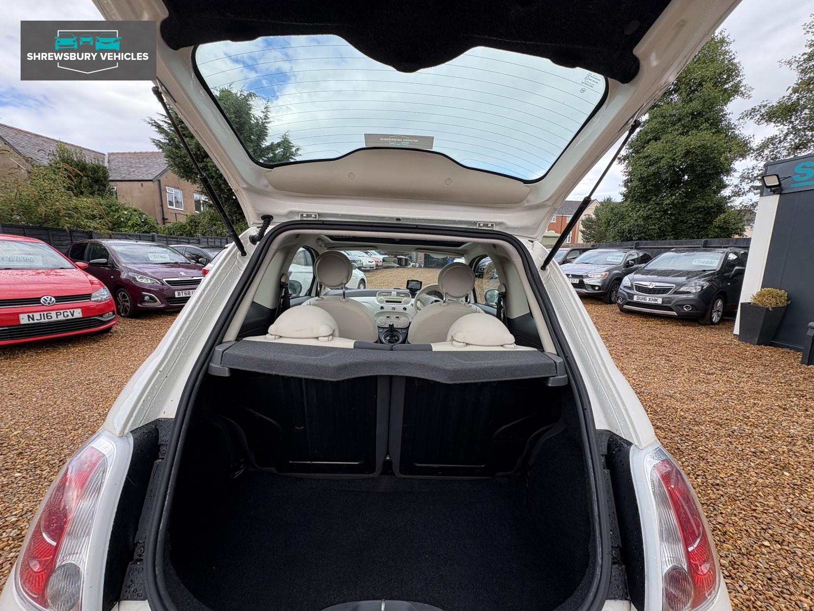Fiat 500 0.9 TwinAir Lounge Hatchback 3dr Petrol Dualogic Euro 5 (s/s) (85 bhp)