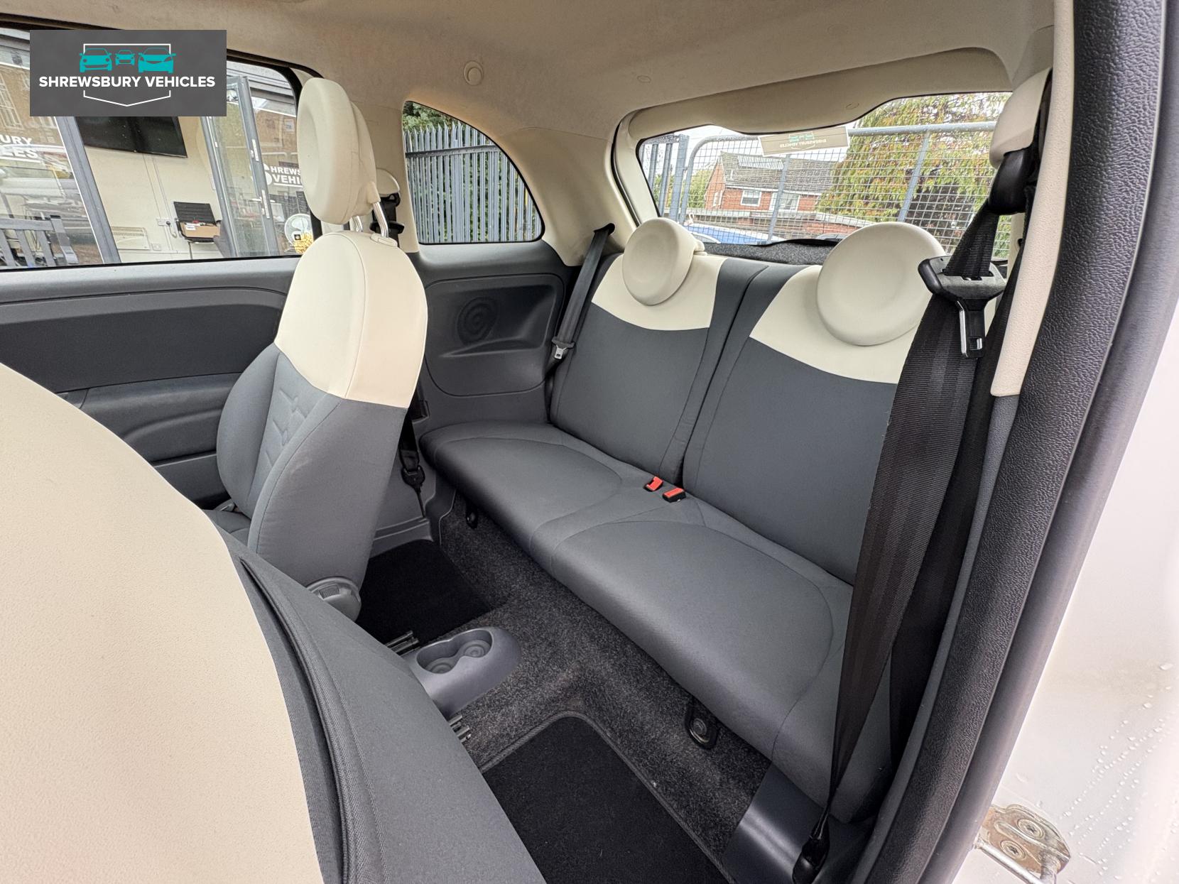 Fiat 500 0.9 TwinAir Lounge Hatchback 3dr Petrol Dualogic Euro 5 (s/s) (85 bhp)