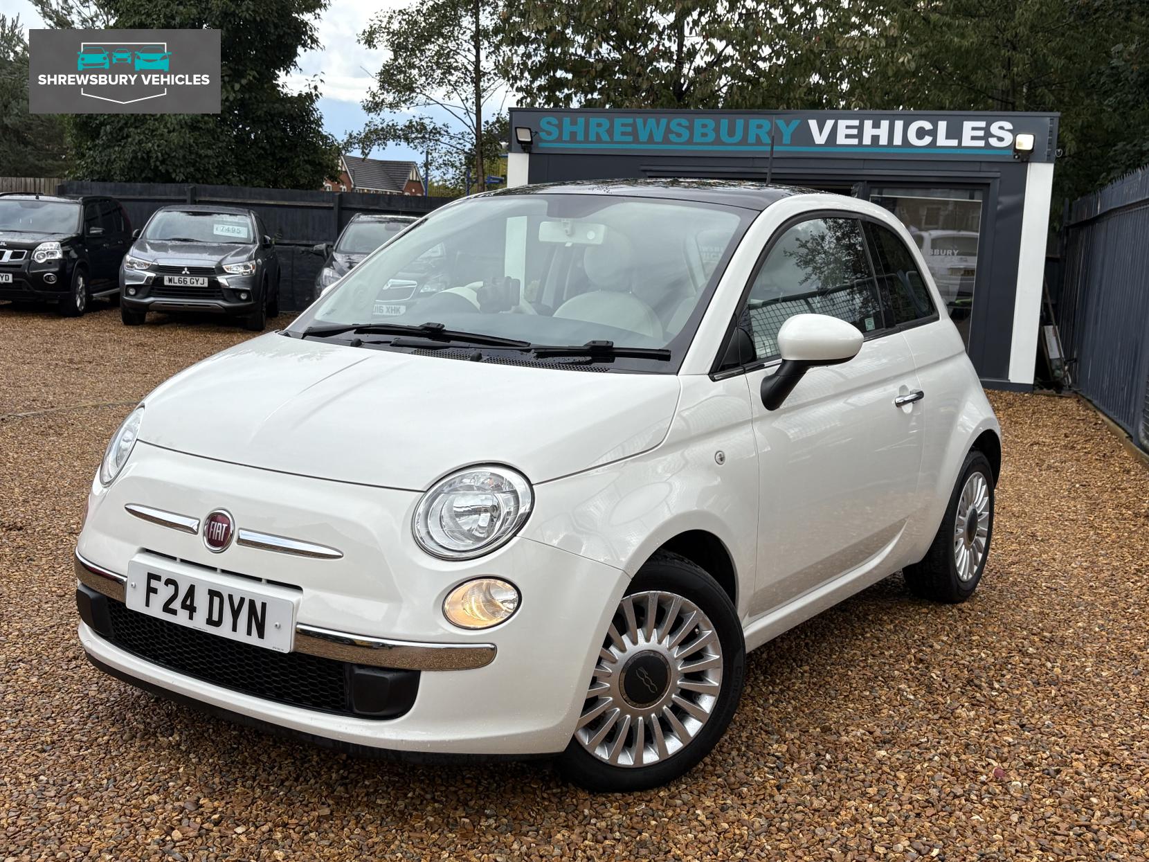 Fiat 500 0.9 TwinAir Lounge Hatchback 3dr Petrol Dualogic Euro 5 (s/s) (85 bhp)