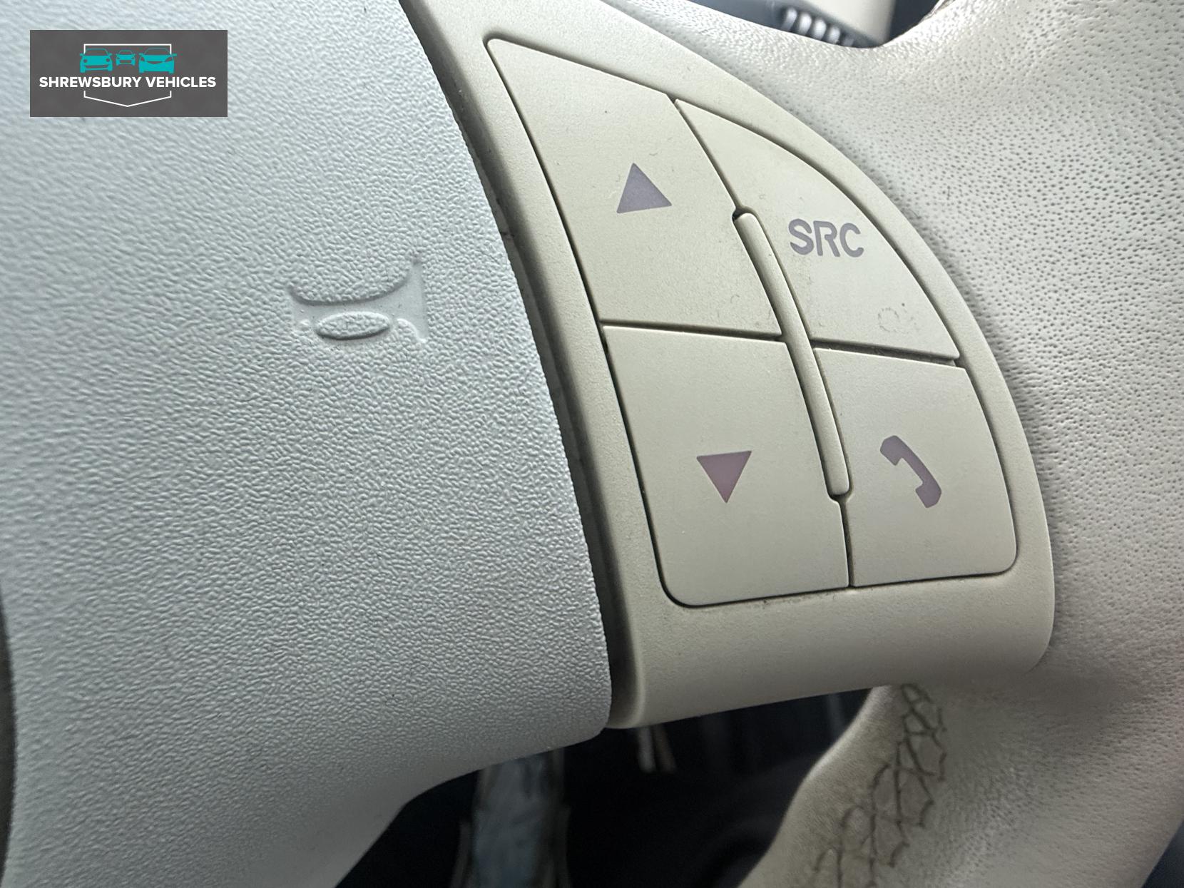 Fiat 500 0.9 TwinAir Lounge Hatchback 3dr Petrol Dualogic Euro 5 (s/s) (85 bhp)