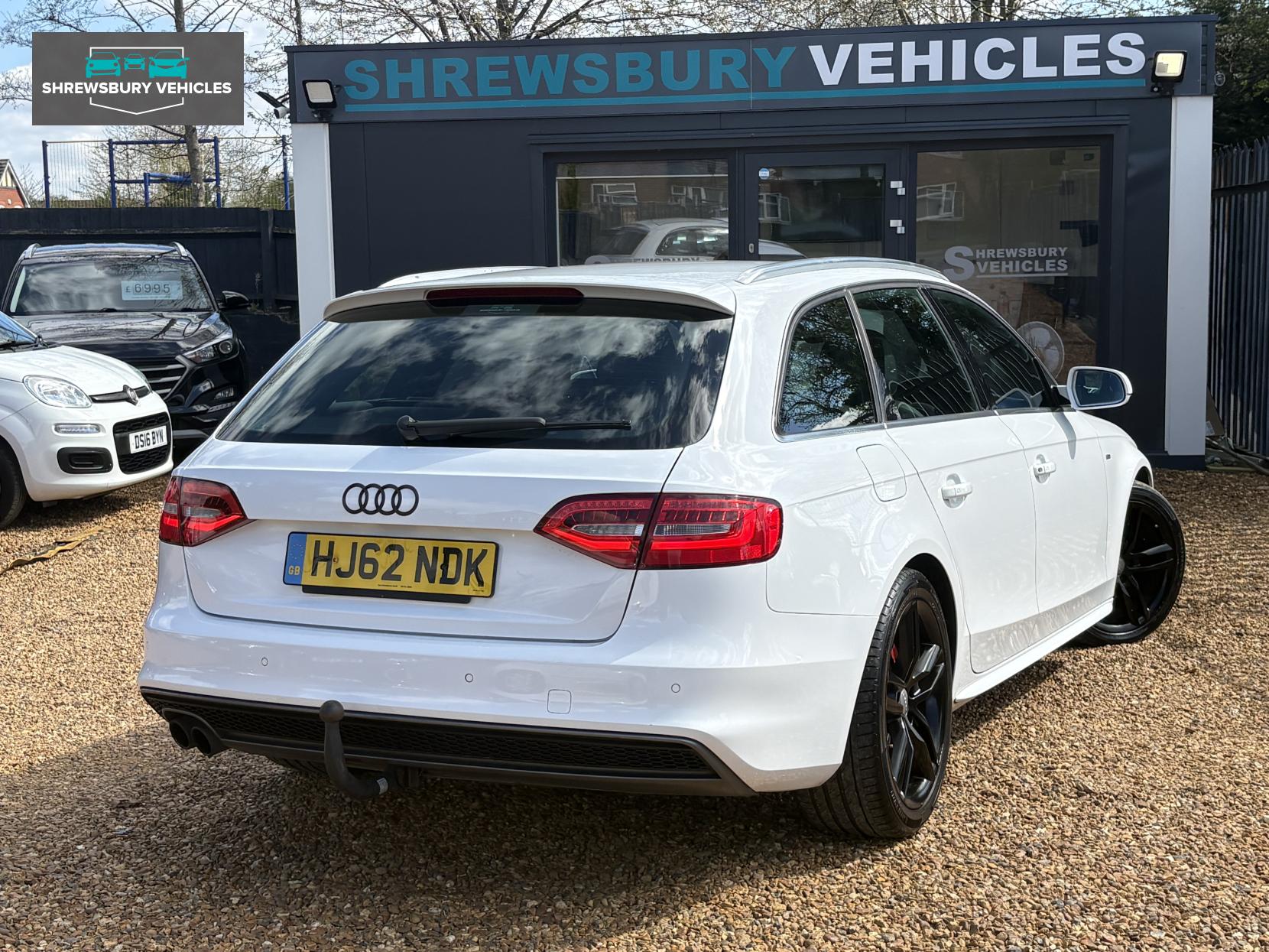 Audi A4 Avant 2.0 TDI S line Estate 5dr Diesel Multitronic Euro 5 (s/s) (177 ps)