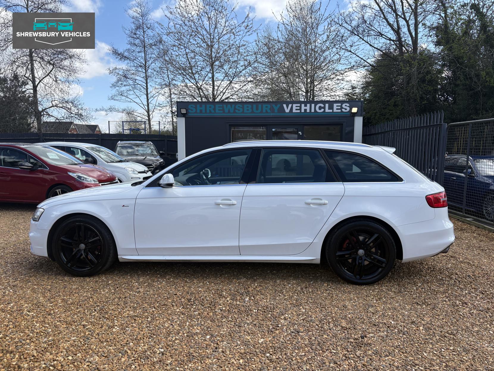 Audi A4 Avant 2.0 TDI S line Estate 5dr Diesel Multitronic Euro 5 (s/s) (177 ps)