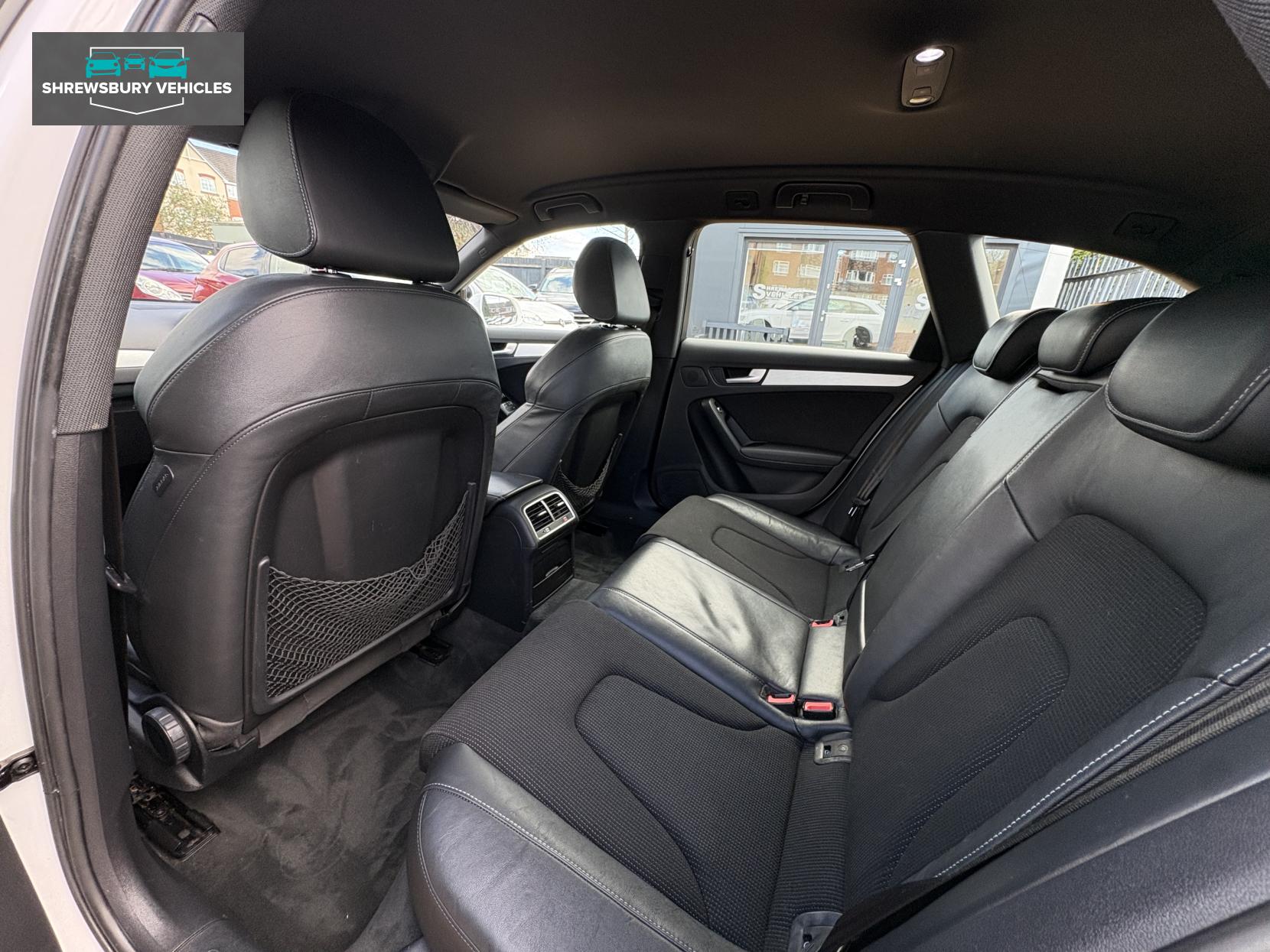 Audi A4 Avant 2.0 TDI S line Estate 5dr Diesel Multitronic Euro 5 (s/s) (177 ps)