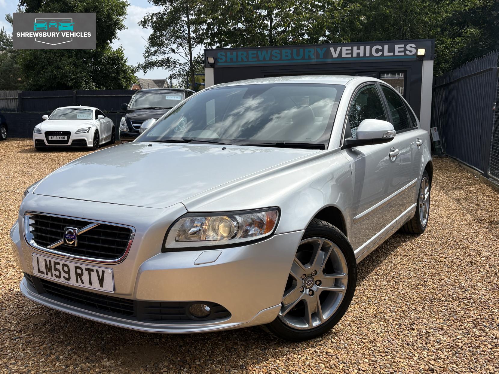 Volvo S40 2.0D GPF SE Saloon 4dr Diesel Powershift Euro 4 (136 ps)
