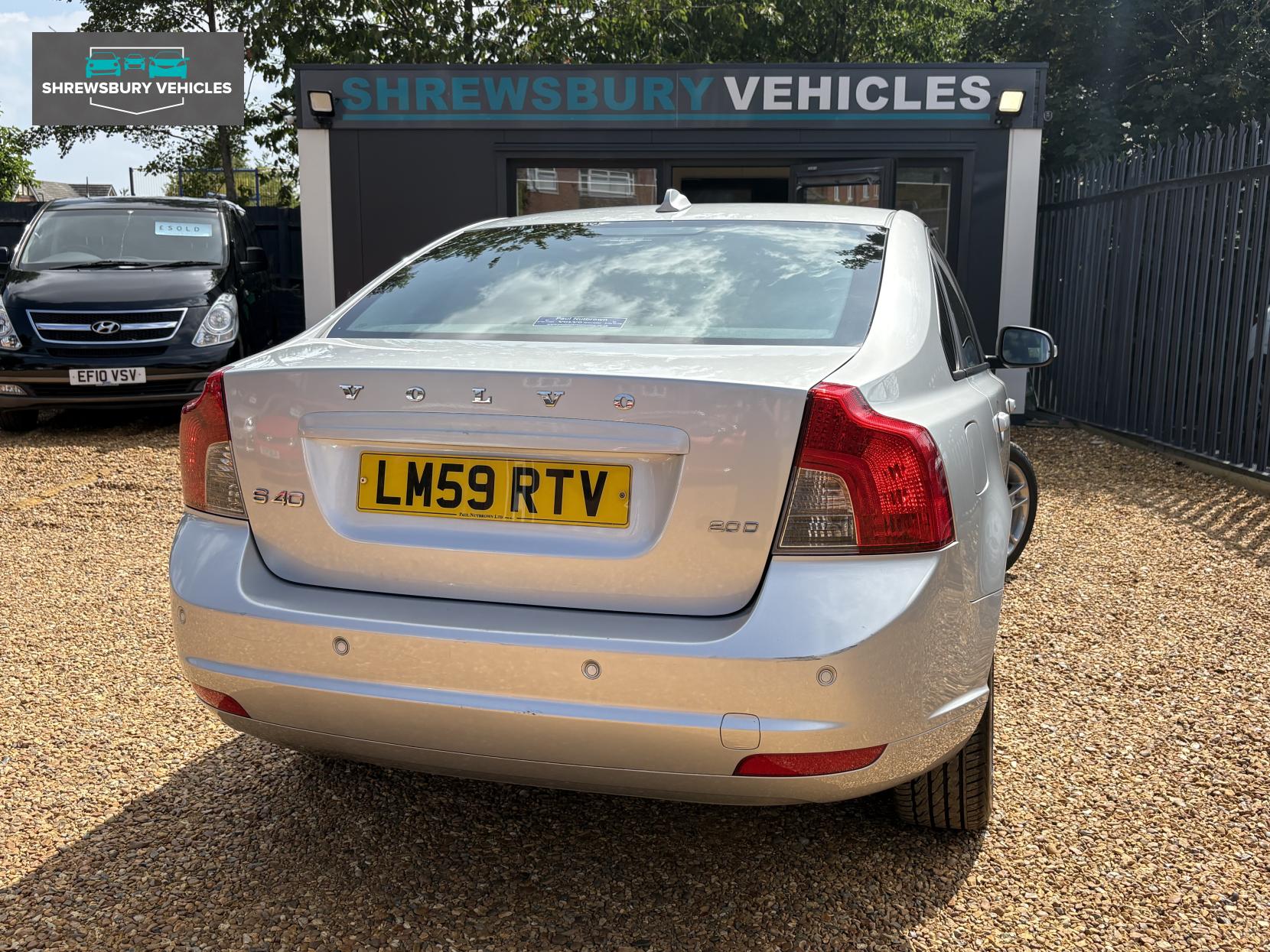 Volvo S40 2.0D GPF SE Saloon 4dr Diesel Powershift Euro 4 (136 ps)