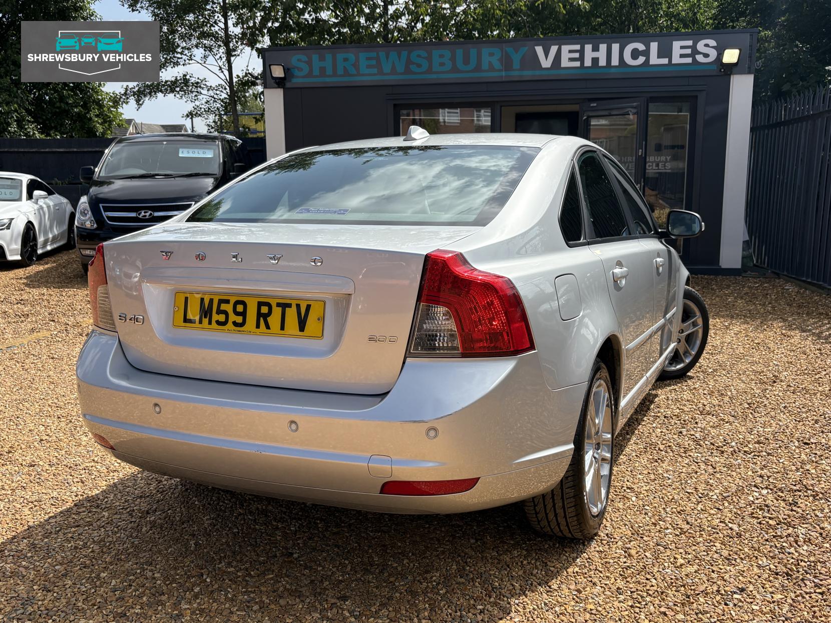 Volvo S40 2.0D GPF SE Saloon 4dr Diesel Powershift Euro 4 (136 ps)