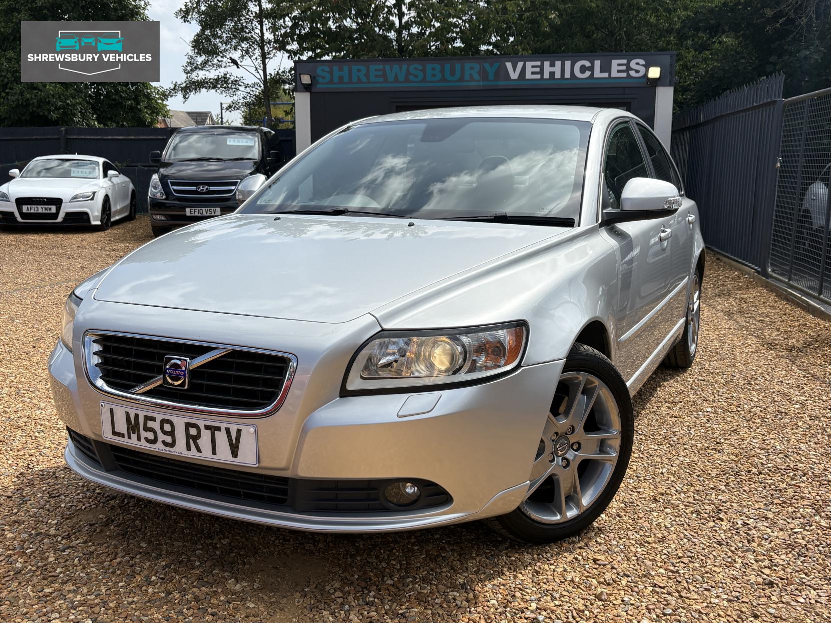 Volvo S40 2.0D GPF SE Saloon 4dr Diesel Powershift Euro 4 (136 ps)