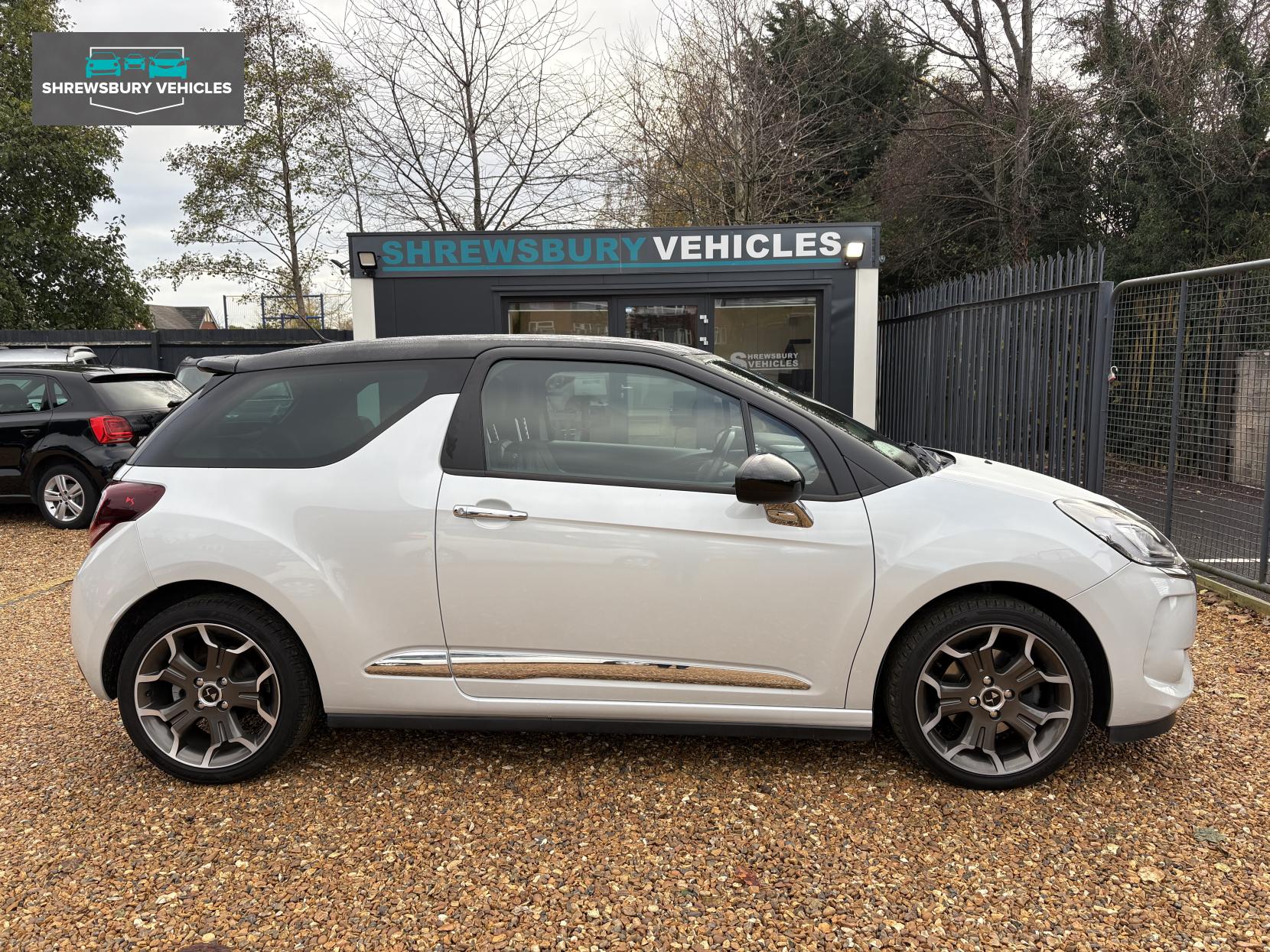 DS AUTOMOBILES DS 3 1.6 THP Ultra Prestige Hatchback 3dr Petrol Manual Euro 6 (s/s) (165 bhp)