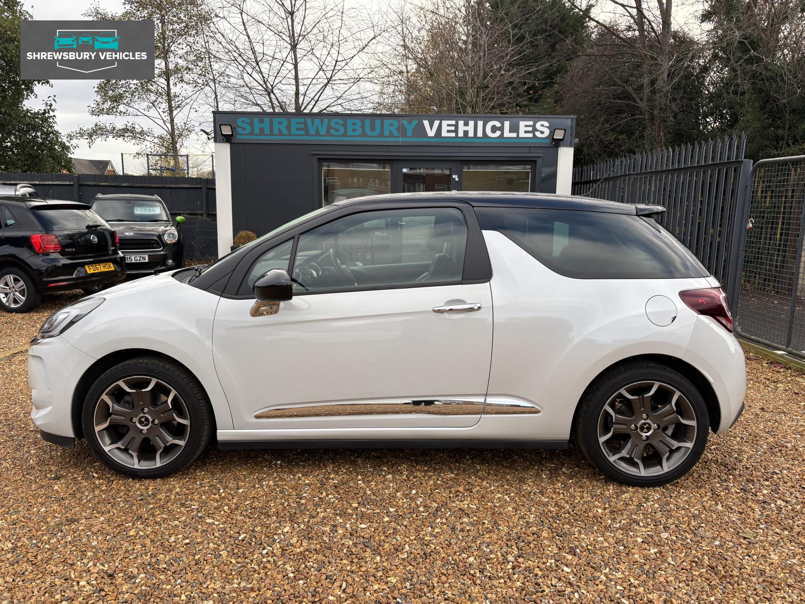 DS AUTOMOBILES DS 3 1.6 THP Ultra Prestige Hatchback 3dr Petrol Manual Euro 6 (s/s) (165 bhp)