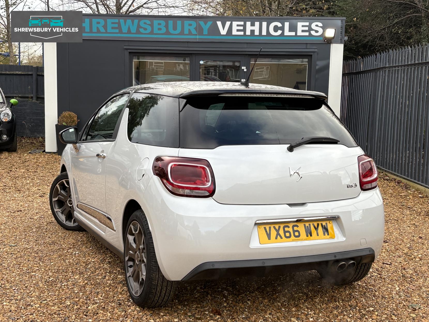 DS AUTOMOBILES DS 3 1.6 THP Ultra Prestige Hatchback 3dr Petrol Manual Euro 6 (s/s) (165 bhp)