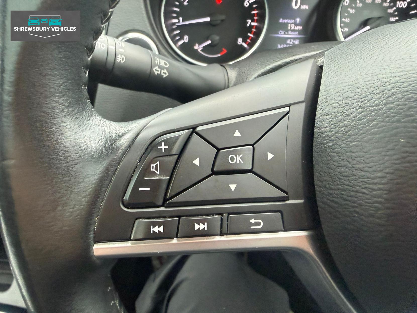 Nissan Qashqai 1.2 DIG-T N-Connecta SUV 5dr Petrol Manual Euro 6 (s/s) (115 ps)