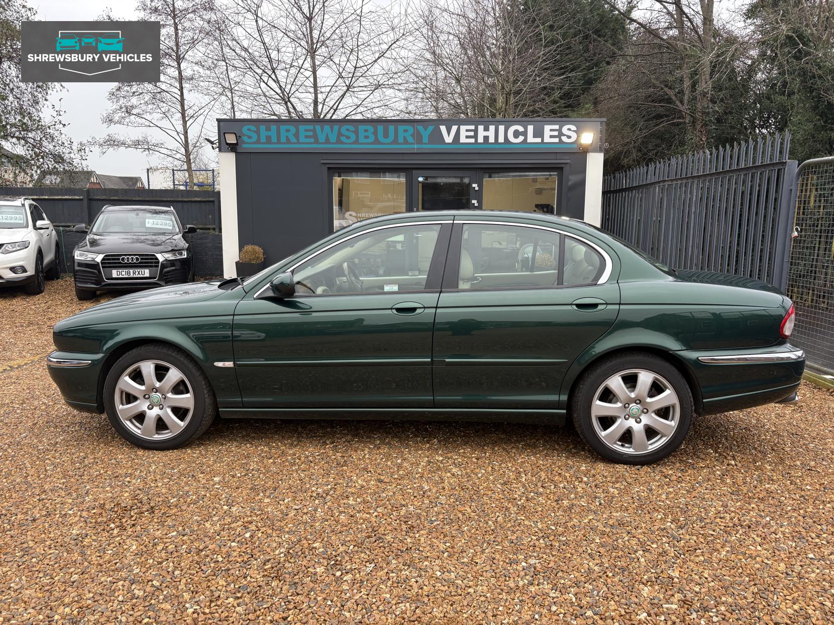 Jaguar X-Type 3.0 V6 Sovereign Saloon 4dr Petrol Automatic (AWD) (249 g/km, 231 bhp)