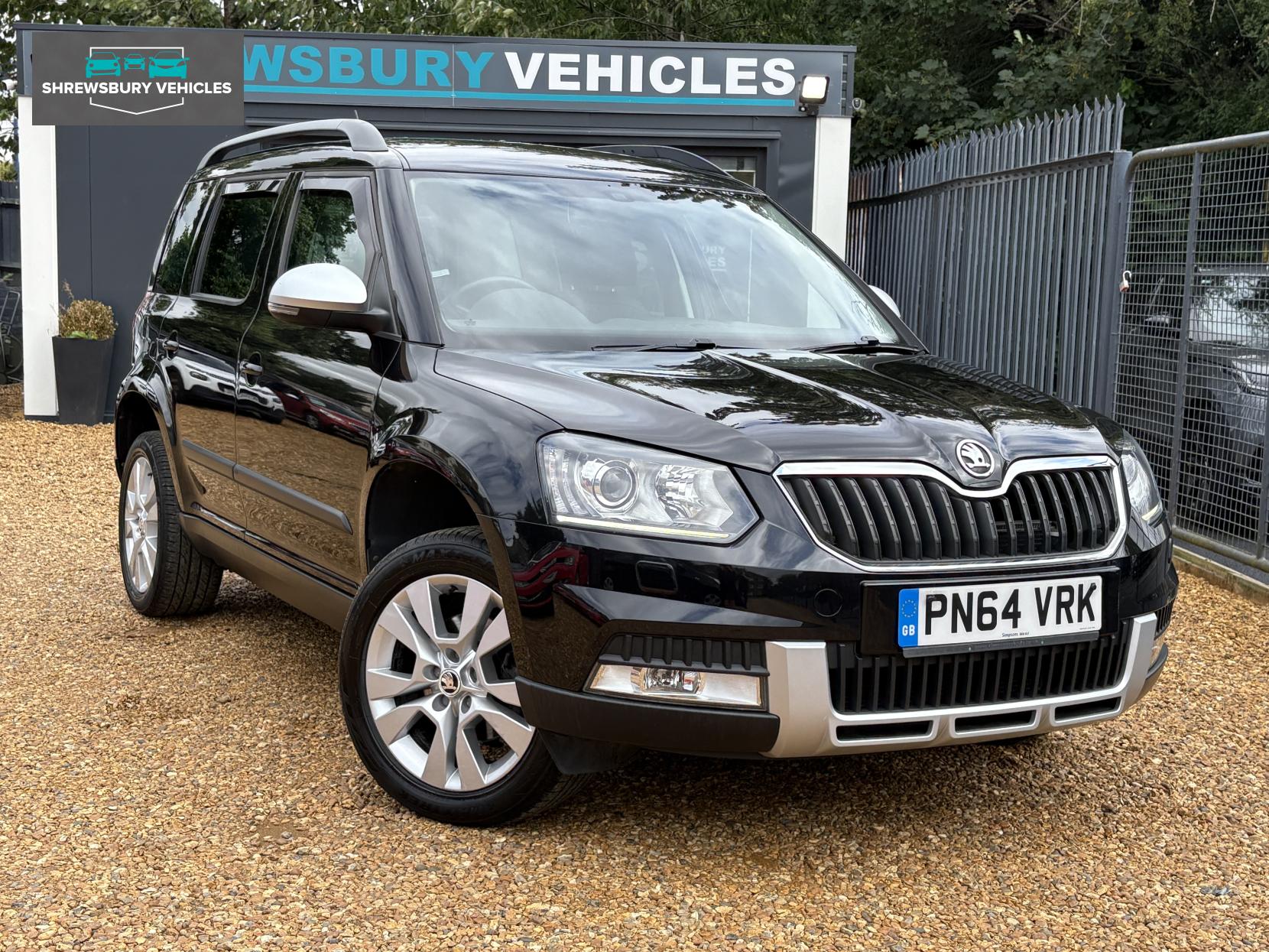 Skoda Yeti 2.0 TDI Elegance Outdoor 5dr Diesel DSG 4WD Euro 5 (140 ps)