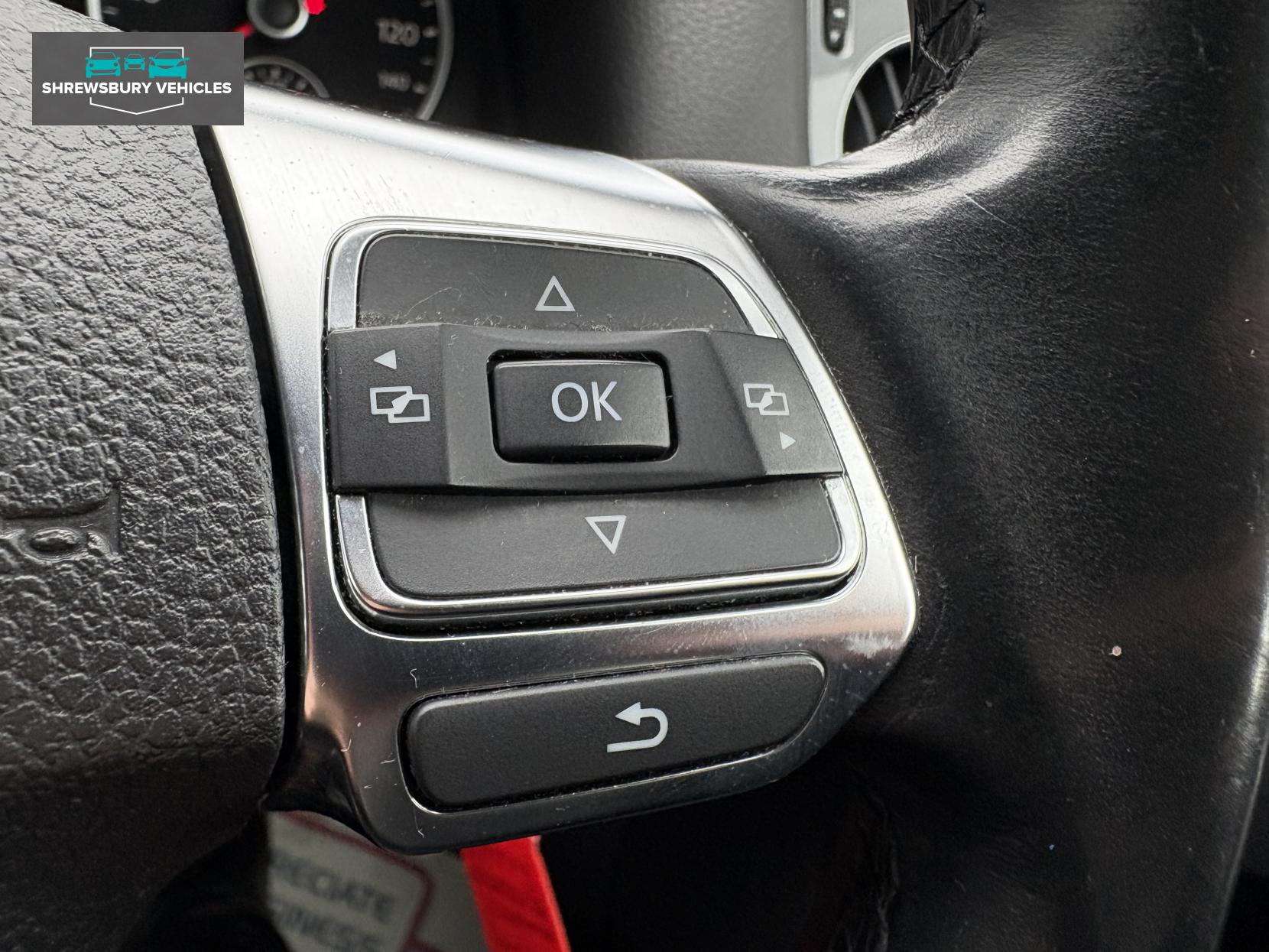 Volkswagen Tiguan 2.0 TDI BlueMotion Tech R-Line SUV 5dr Diesel DSG 4WD Euro 5 (s/s) (Nav) (140 ps)