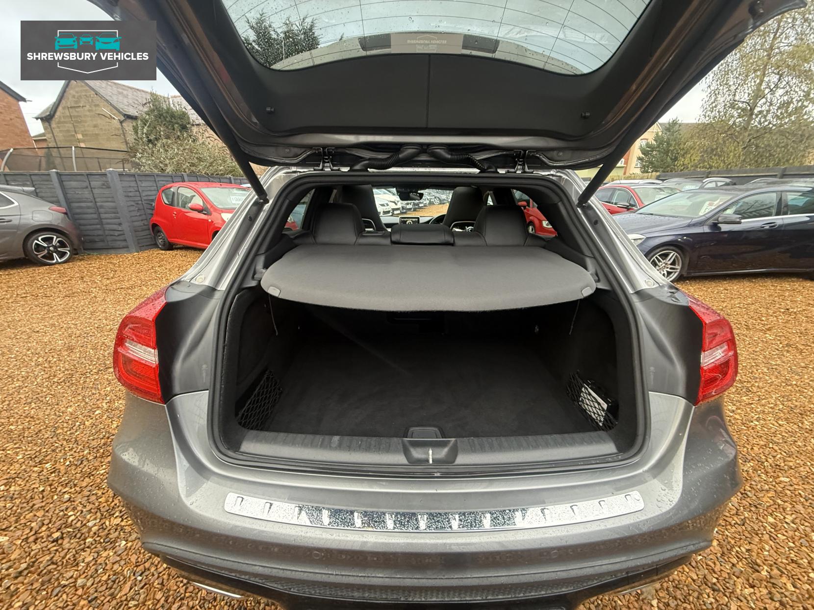 Mercedes-Benz GLA 2.1 GLA220 CDI AMG Line SUV 5dr Diesel 7G-DCT 4MATIC Euro 6 (s/s) (170 ps)