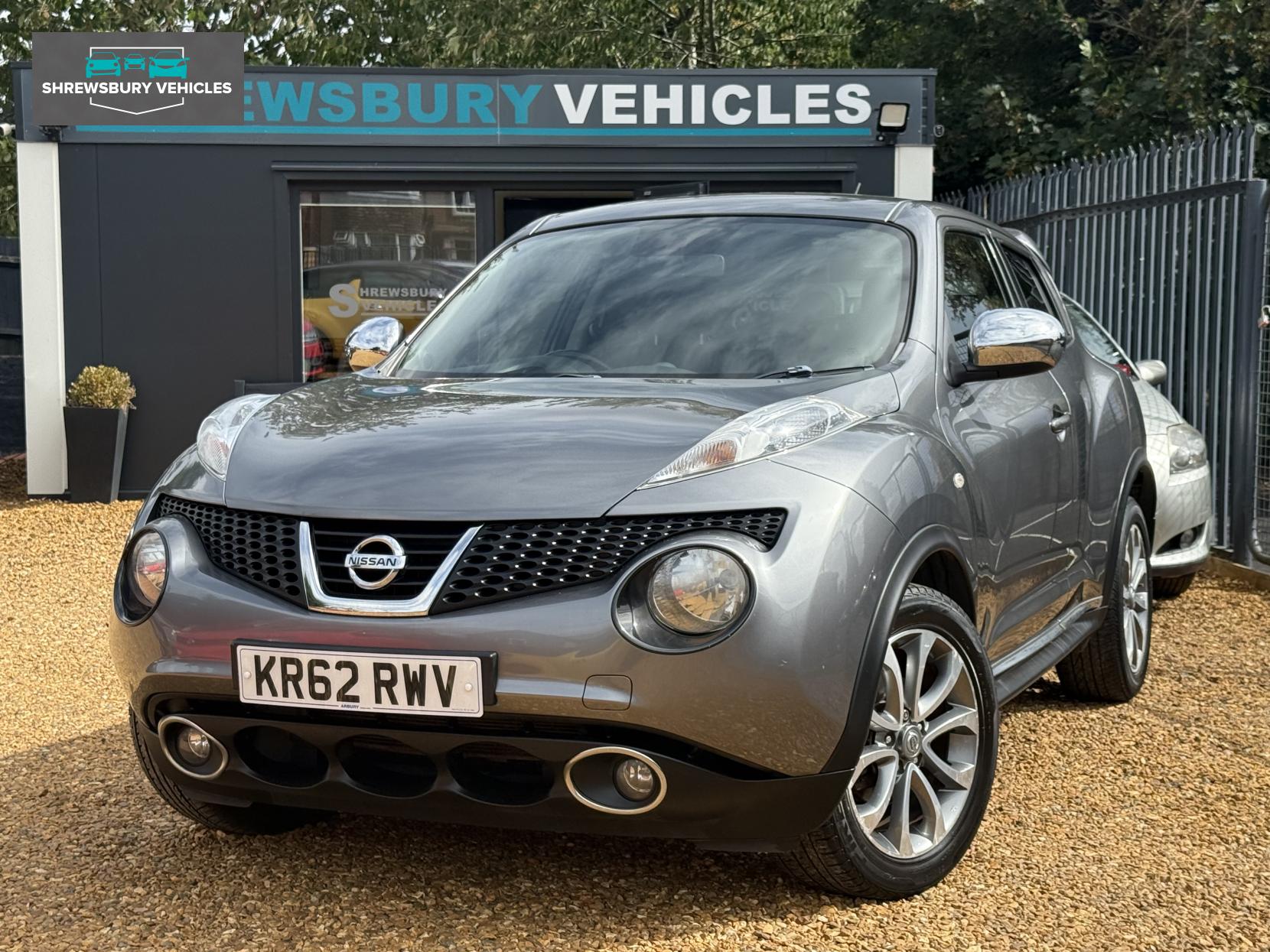 Nissan Juke 1.6 Acenta Premium SUV 5dr Petrol Manual Euro 5 (s/s) (117 ps)