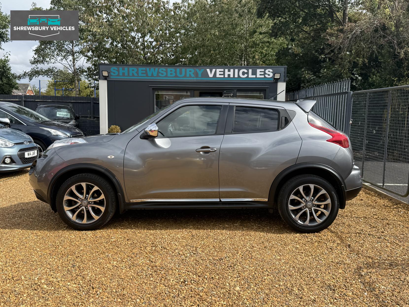 Nissan Juke 1.6 Acenta Premium SUV 5dr Petrol Manual Euro 5 (s/s) (117 ps)