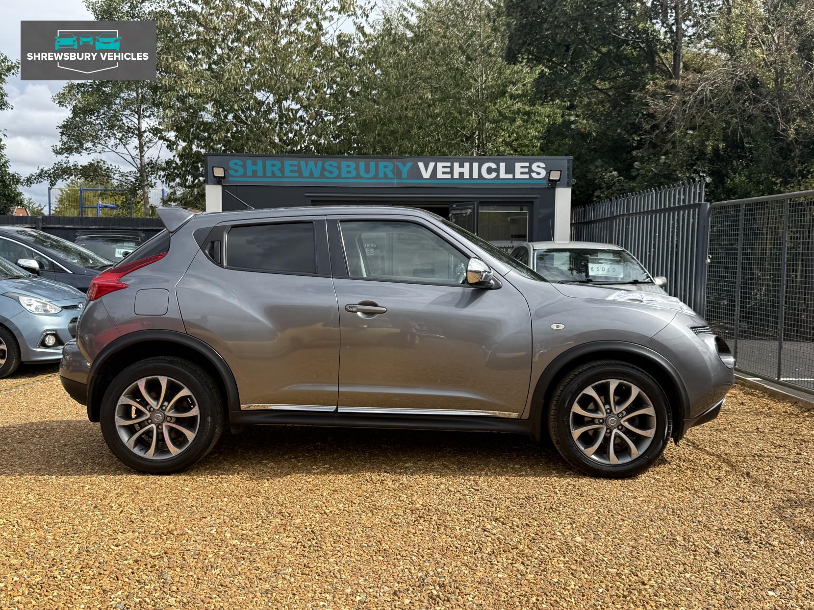 Nissan Juke 1.6 Acenta Premium SUV 5dr Petrol Manual Euro 5 (s/s) (117 ps)