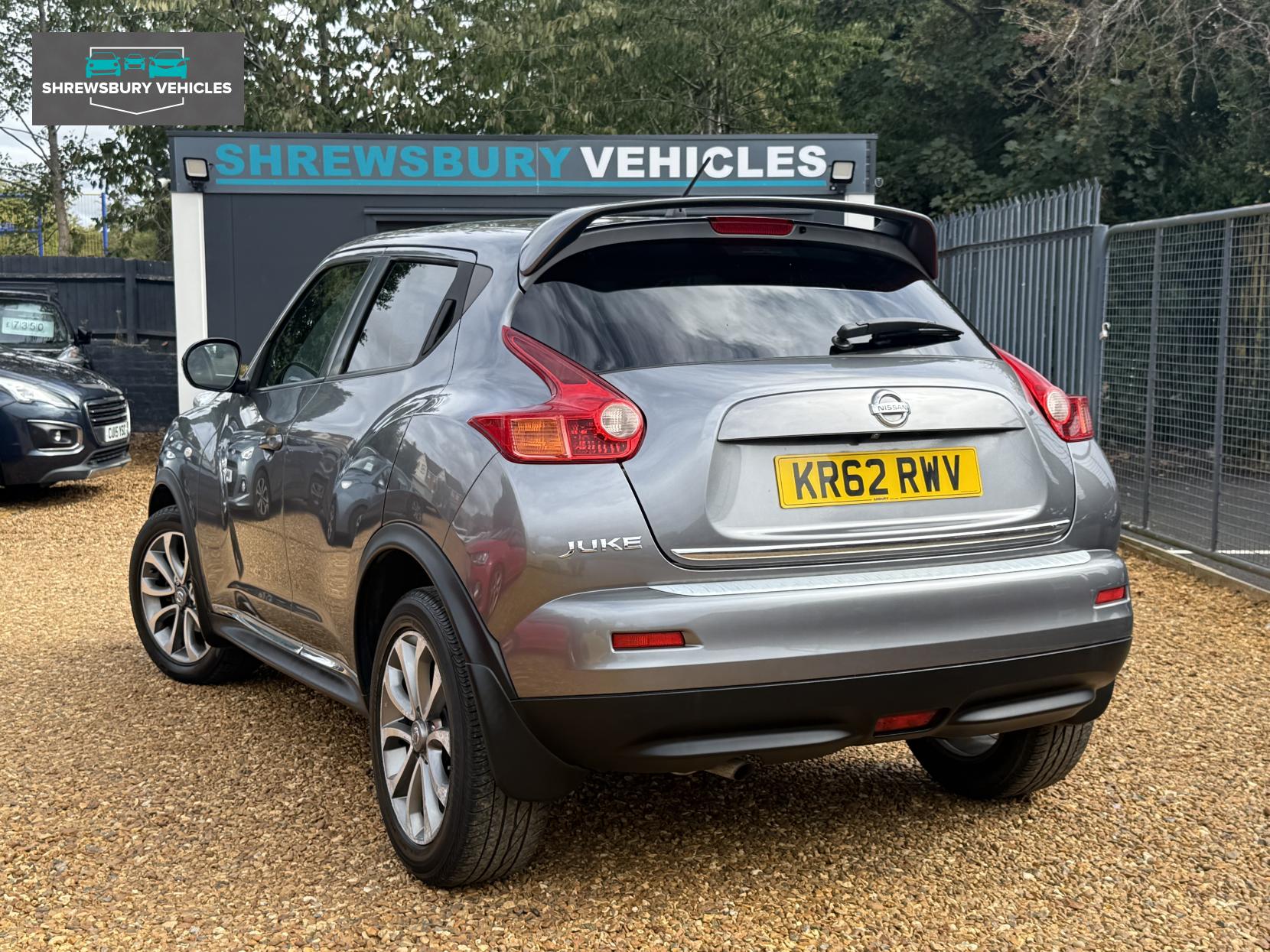 Nissan Juke 1.6 Acenta Premium SUV 5dr Petrol Manual Euro 5 (s/s) (117 ps)