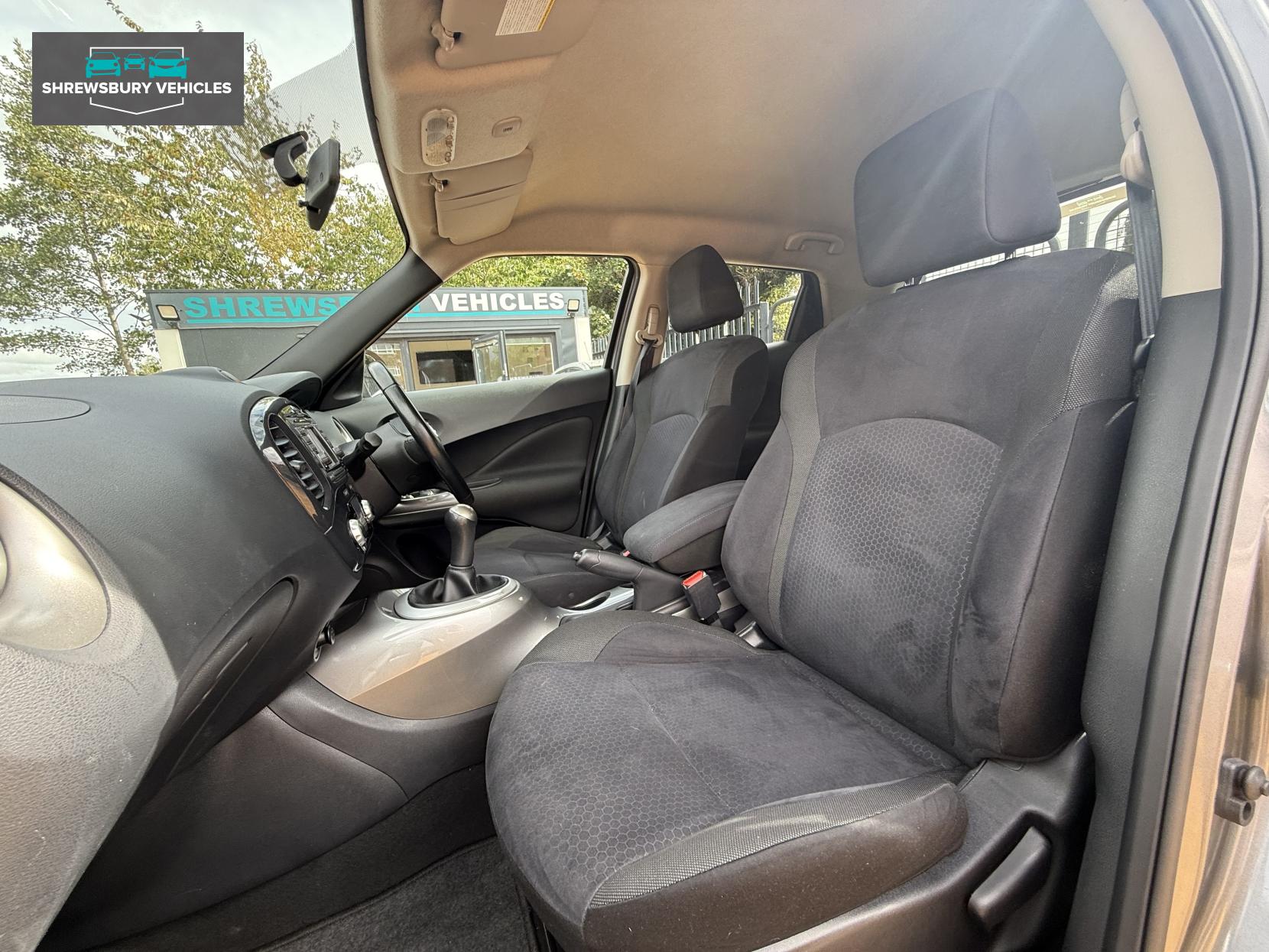 Nissan Juke 1.6 Acenta Premium SUV 5dr Petrol Manual Euro 5 (s/s) (117 ps)