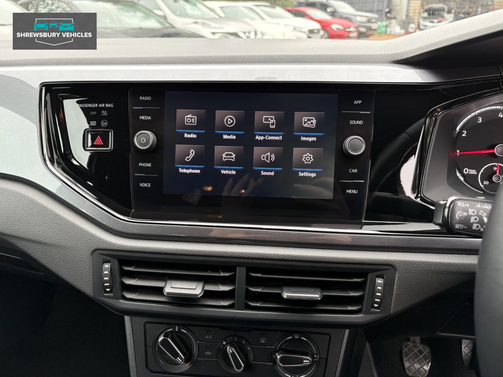 Volkswagen Polo 1.0 TSI GPF SE Hatchback 5dr Petrol Manual Euro 6 (s/s) (95 ps)