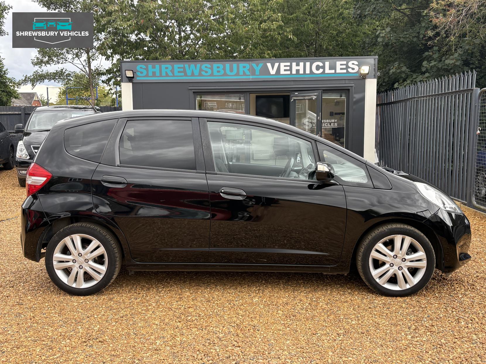 Honda Jazz 1.4 i-VTEC ES Plus Hatchback 5dr Petrol CVT Euro 5 (99 ps)
